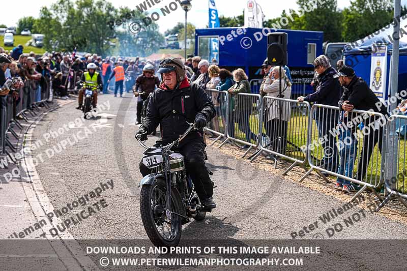 Vintage motorcycle club;eventdigitalimages;no limits trackdays;peter wileman photography;vintage motocycles;vmcc banbury run photographs
